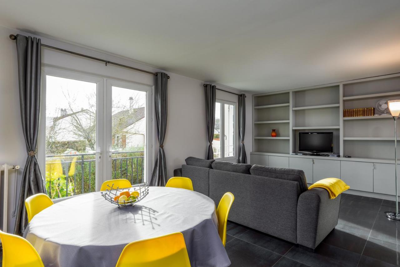 Montry 2 Bed House Near Disneyland Paris מראה חיצוני תמונה